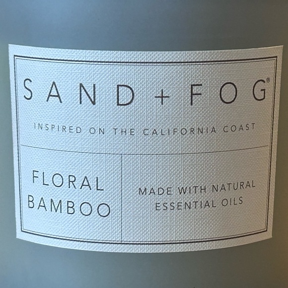 SAND + FOG Floral Bamboo Luxury Scented Candle With Essential Oils. Brand New! - Picture 6 of 6